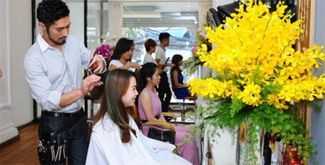 Top 10 tiệm cắt tóc nam đẹp TPHCM  Sài Gòn giá rẻ mà đẹp nhất